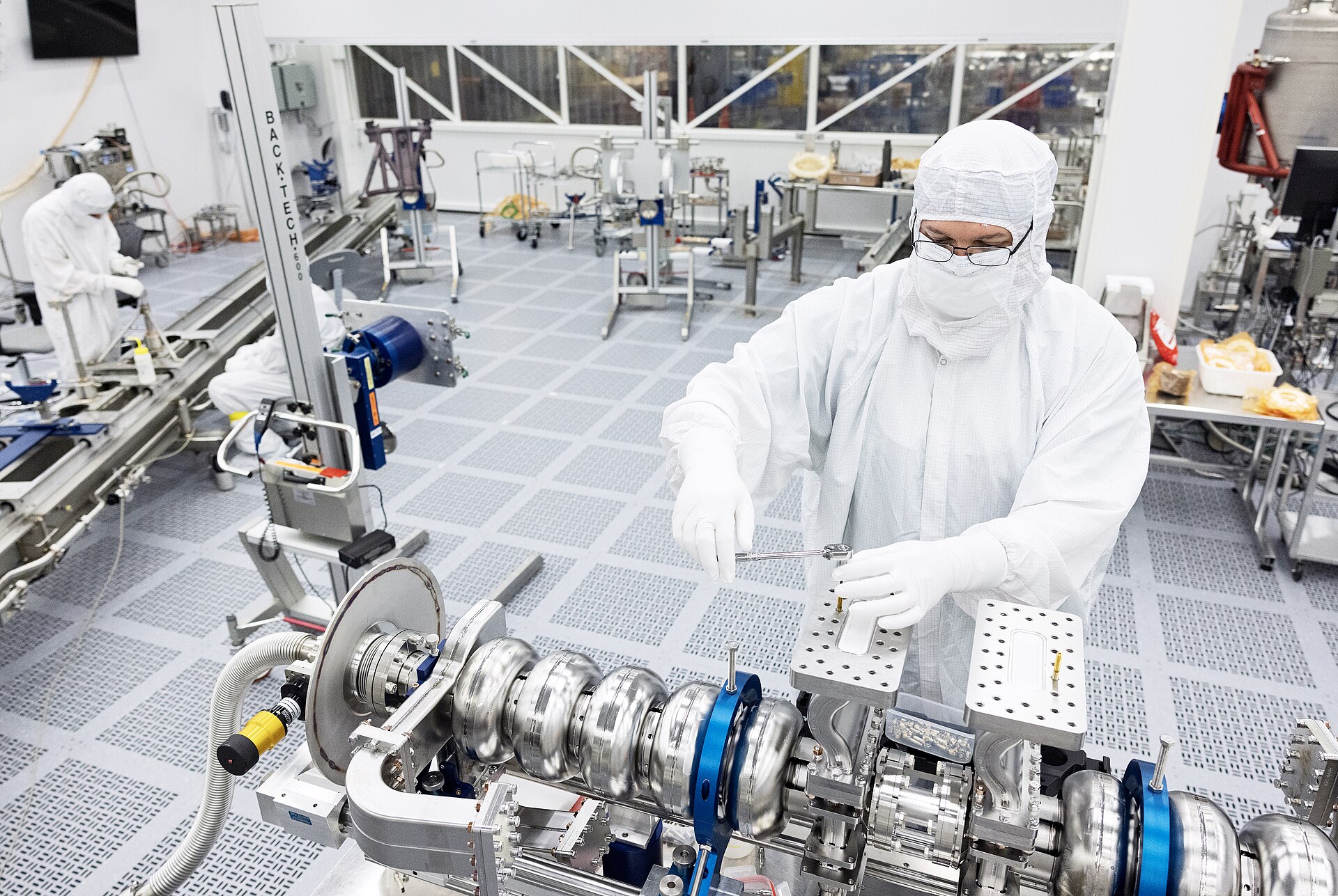 Semiconductor cleanroom
